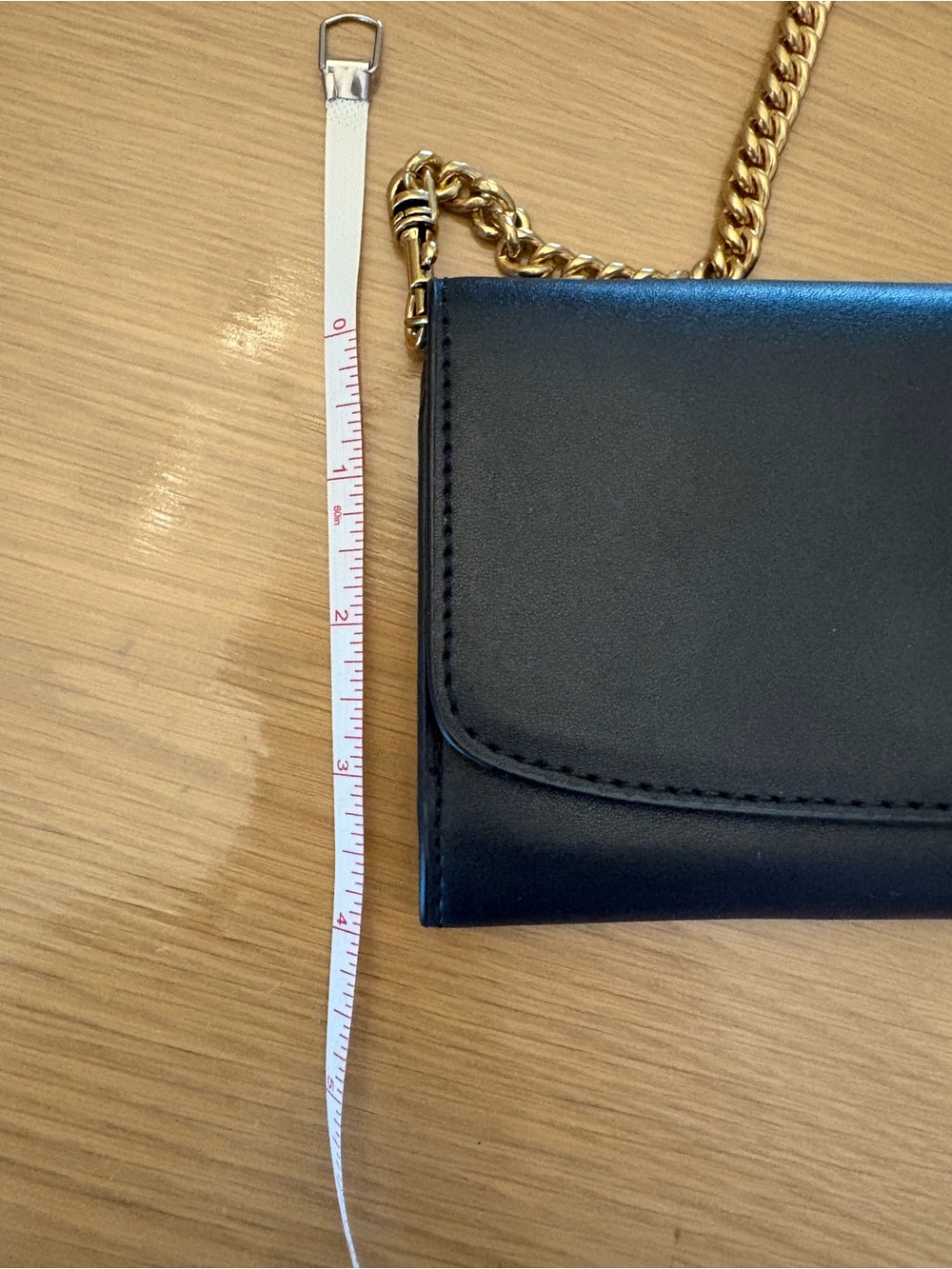 Banana Republic Black Leather Gold Chain Crossbody Wallet - Picture 4 of 6